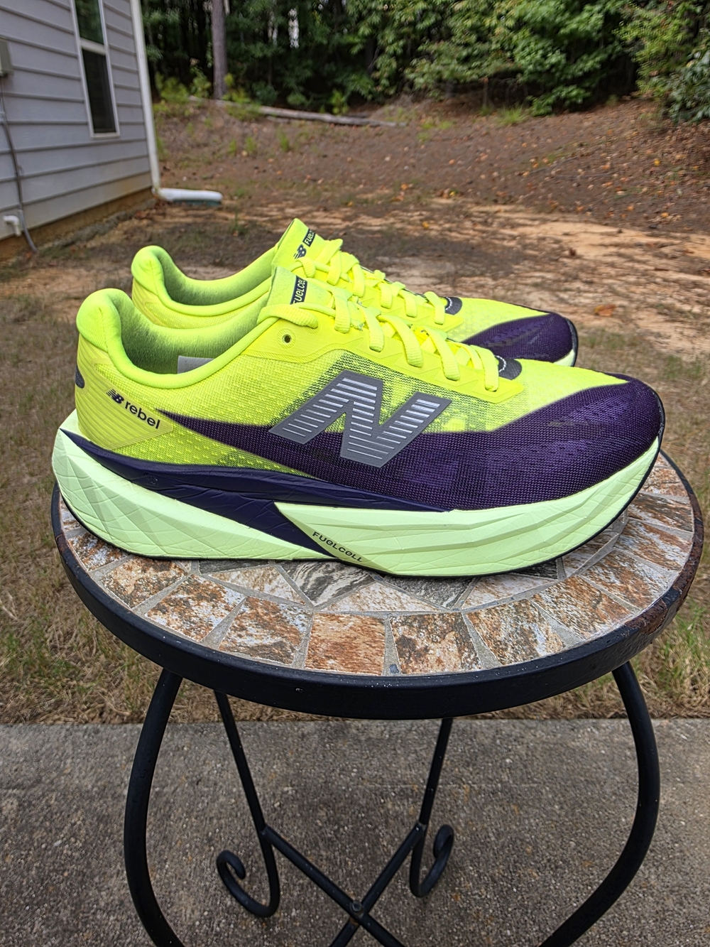 New Balance FuelCell Rebel v5 MFCX4TR Alkaline Green Women Size 10 Men Size 8.5